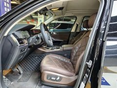 BMW X5 2022 facelift xDrive 30Li exclusive M sports package - фото 4