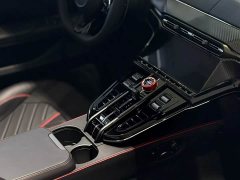 Lynk & Co V8 Vantage 4.0T V8 S Coupe - фото 8
