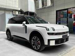Lynk & Co 900 2.0T Ultra 6-seater - фото 19