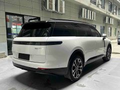 Lynk & Co 900 2.0T Ultra 6-seater - фото 20