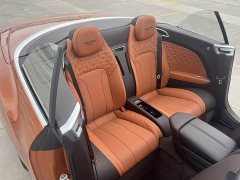 Bentley Continental 4.0T GT V8 Convertible - фото 9