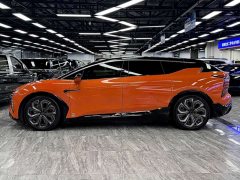 Lynk & Co Gaohe HiPhi X Founder Edition 6-seater - фото 5