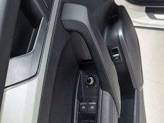 Audi Q5L 2020 facelift 40 TFSI enjoys fashionable style - фото 14