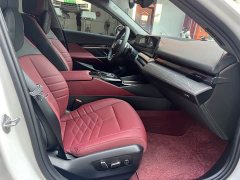 BMW 5 Series 2025 530Li Exclusive M Sports Package - фото 4