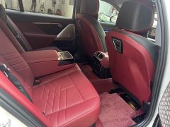BMW 5 Series 2025 530Li Exclusive M Sports Package - фото 6