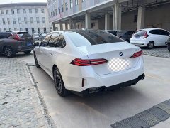 BMW 5 Series 2025 530Li Exclusive M Sports Package - фото 9