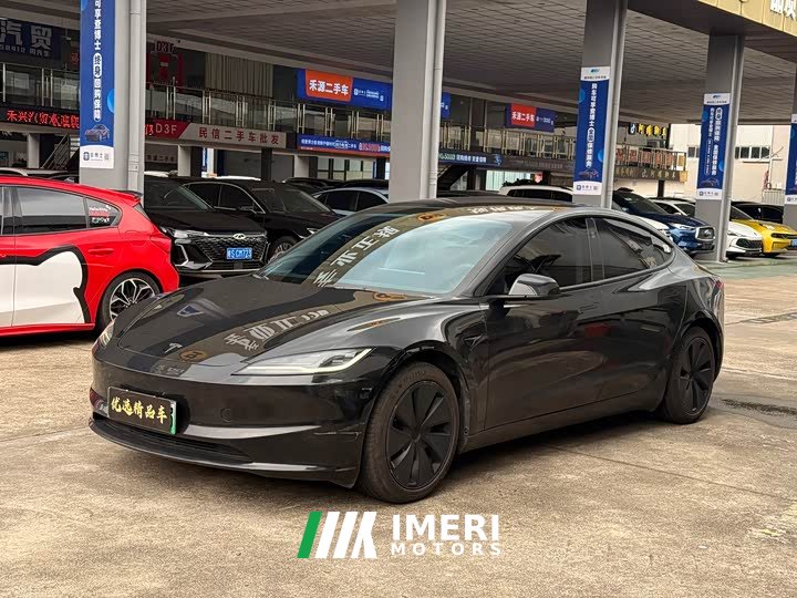 Tesla Model 3 2023 rear-wheel drive version - автомобиль из Китая