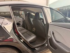 Tesla Model 3 2023 rear-wheel drive version - фото 6