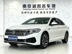 Volkswagen Sagitar 280TSI DSG surpasses Lite version - фото 1