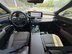 Lexus ES 200 Premium Edition - фото 3