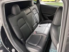 Tesla Model Y long-range all-wheel drive version - фото 12