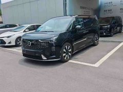 Volvo EM90 2025 Ultra six-seater - фото 1