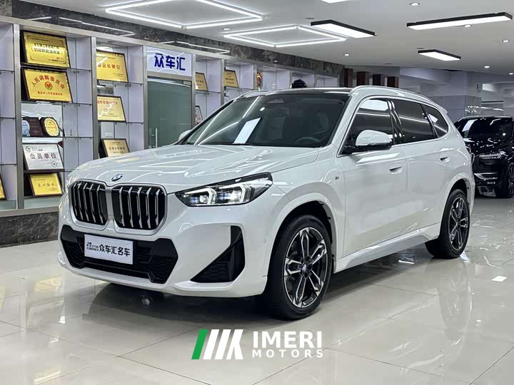 BMW X1 sDrive25Li M Sports Package - автомобиль из Китая