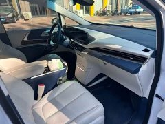 BMW Century 2023 2.0T Six-Seater Yunshi Edition - фото 6