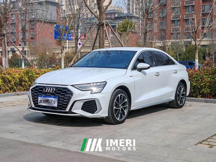 Audi A3 A3L Limousine 35 TFSI Advanced Sports - автомобиль из Китая