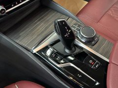 BMW 5 Series 530Li Leading Luxury Package - фото 12