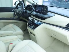 Buick GL8 land business class premium type - фото 9