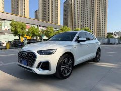 Audi Q5L 45T luxury and dynamic - фото 1