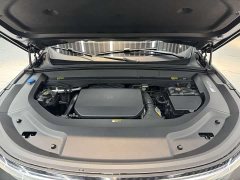 Li Auto Ideal L8 2023 Pro - фото 16