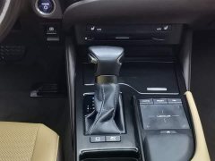 Lexus ES 2020 300h Excellence Edition - фото 13