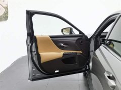 Lexus ES 2020 300h Excellence Edition - фото 8