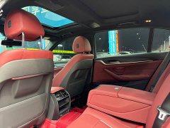 BMW 5 Series 530Li leading M sports package - фото 13