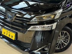 Toyota Wilfa 2020 Shuangqing 2.5L Black Gold Limited Edition - фото 5