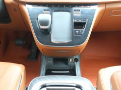 Hongqi HQ9 PHEV 2.0T AWD Business Edition - фото 8