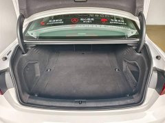 Audi A4L 40 TFSI Fashionable and Dynamic - фото 12