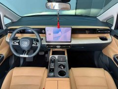 Trumpchi E8 2024 Honor Series 2.0L Honor Edition - фото 7
