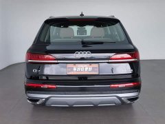 Audi Q7 2022 55 TFSI quattro S line sports - фото 4