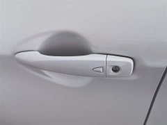 Nissan Qashqai 2.0L CVT Deluxe Edition - фото 18