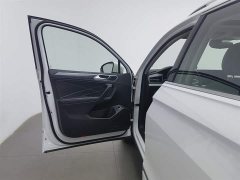 Volkswagen Tiguan L 330TSI automatic two-wheel drive R-Line version - фото 8
