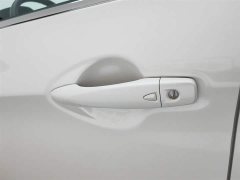 Nissan Qashqai 2.0L CVT XV Premium Edition - фото 18