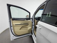 Buick GL8 ES Lu Zun 653T Exclusive Type - фото 8