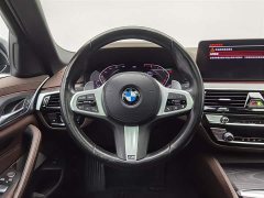 BMW 5 Series facelift 530Li leading M sports package - фото 11