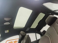 BMW 5 Series facelift 530Li leading M sports package - фото 14