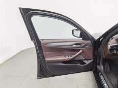 BMW 5 Series facelift 530Li leading M sports package - фото 8