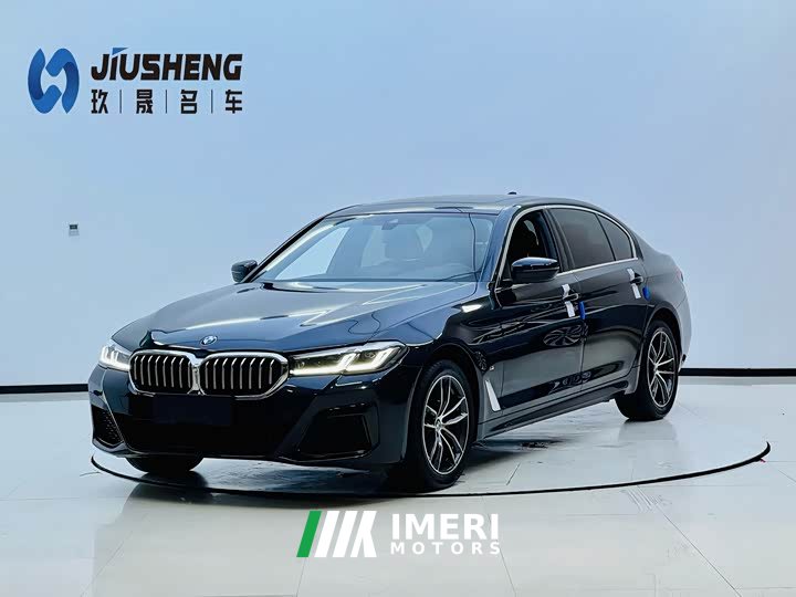 BMW 5 Series 2022 Facelift II 525Li M Sport Package - автомобиль из Китая