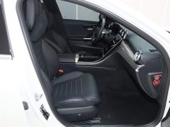 Mercedes-Benz C-Class facelift C 260 L sports version - фото 12