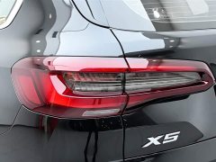 BMW X5 2022 facelift xDrive 30Li exclusive M sports package - фото 9