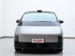 Li Auto Ideal MEGA 2024 Ultra - фото 3