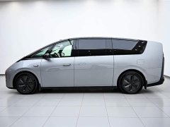Li Auto Ideal MEGA 2024 Ultra - фото 5