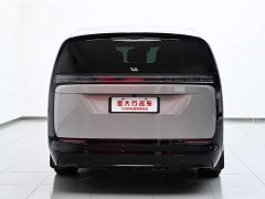 Li Auto Ideal MEGA 2024 Ultra - фото 8