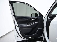 Toyota Highlander 2022 dual engine 2.5L four-wheel drive premium version 7 seats - фото 19