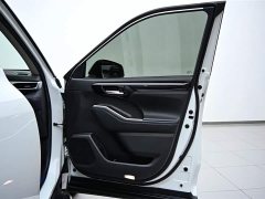 Toyota Highlander 2022 dual engine 2.5L four-wheel drive premium version 7 seats - фото 20