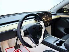 Tesla Model Y 2022 facelift, long-range all-wheel drive version - фото 15