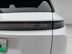 Li Auto Ideal L7 Ultra - фото 10