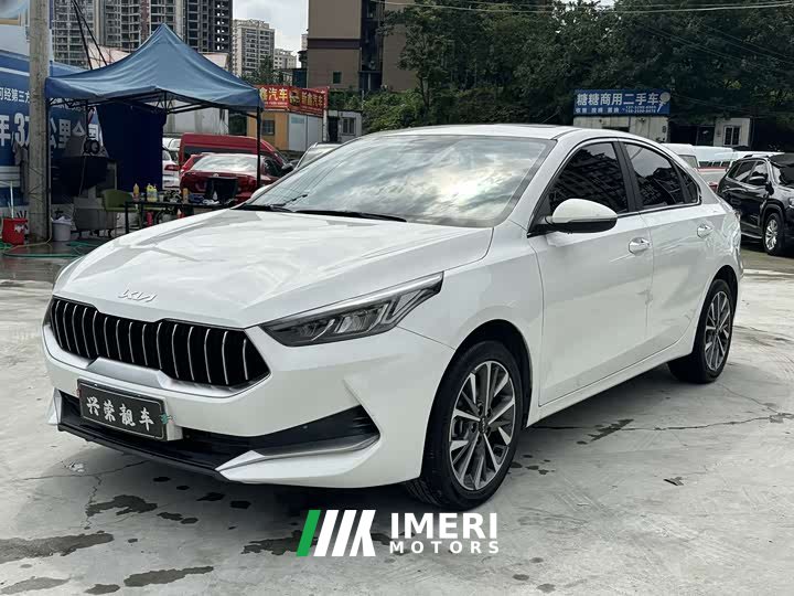 Kia K3 1.5L CVT Fashion Edition - автомобиль из Китая