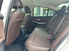 BMW 3 Series 320i M Sports Package - фото 10